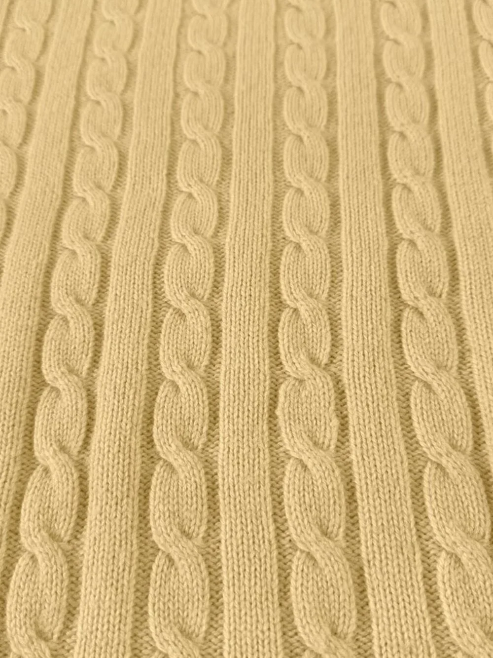 LL Bean Mens Lambswool Cable Knit Crewneck Sweater L Muted Yellow Preppy Classic